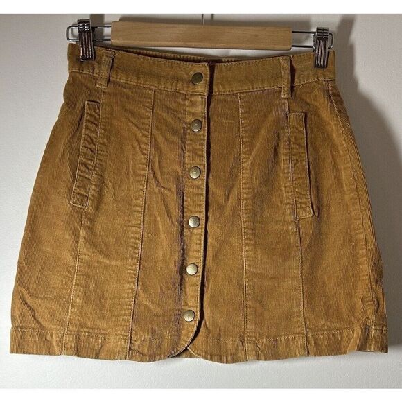 Urban Outfitters BDG Women's Size 4 Corduroy Mini Skirt Button Front - Picture 1 of 4